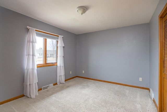 548 NICOLE LANE, Wrightstown, WI 54180