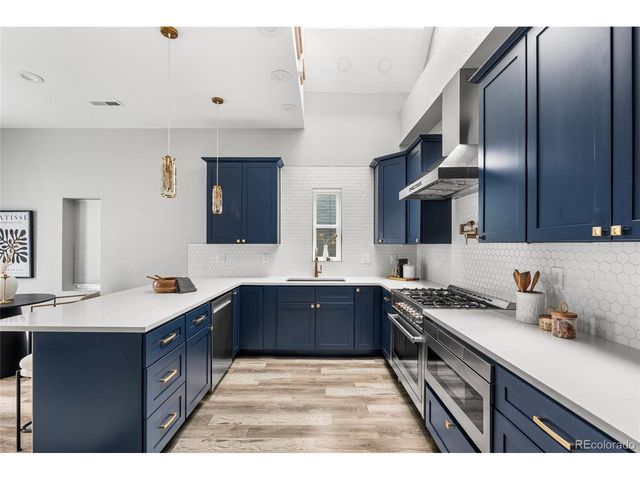 1742 N Pearl St, Denver, CO 80203