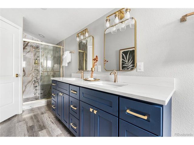 1742 N Pearl St, Denver, CO 80203