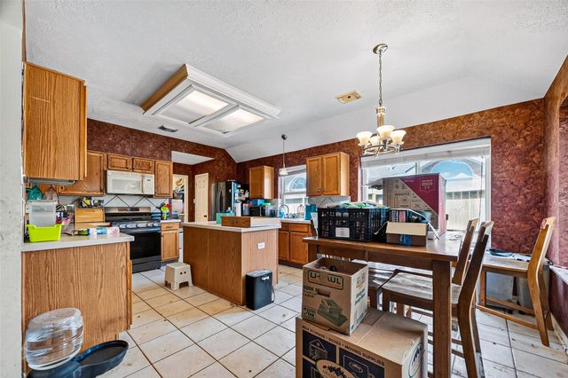 2051 Copperwood Park Lane, Spring, TX 77386