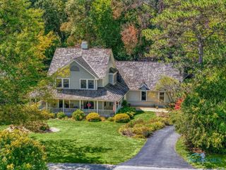 30039 Morningside Drive, Perrysburg, OH 43551