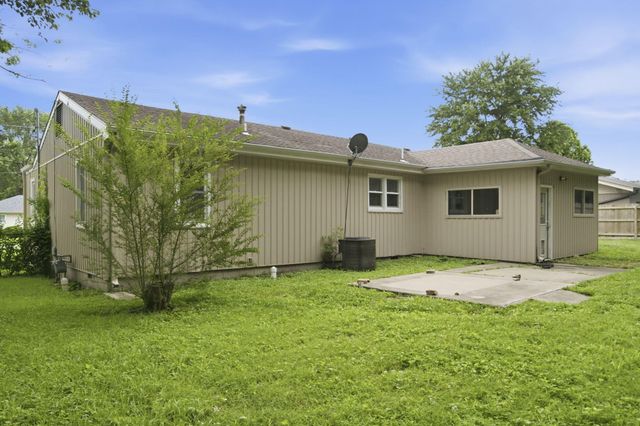 1259 E Berkeley Street, Springfield, MO 65804