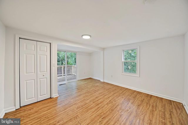 406 VENABLE AVE, Baltimore, MD 21218
