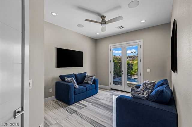 1979 Orchard Mist Street, Las Vegas, NV 89135