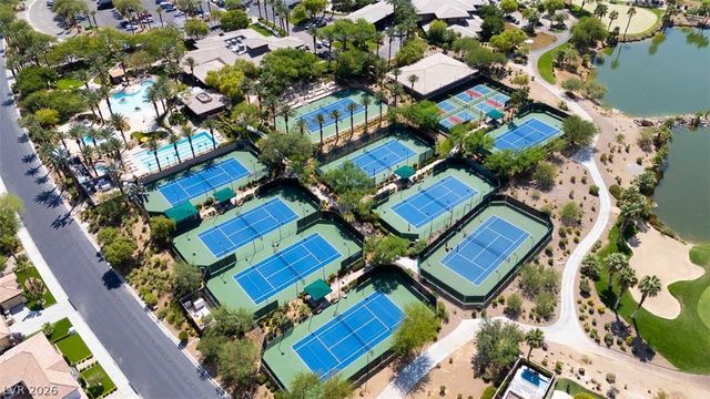 1979 Orchard Mist Street, Las Vegas, NV 89135