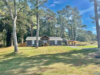 307 Ray Street, Centre, AL 35960