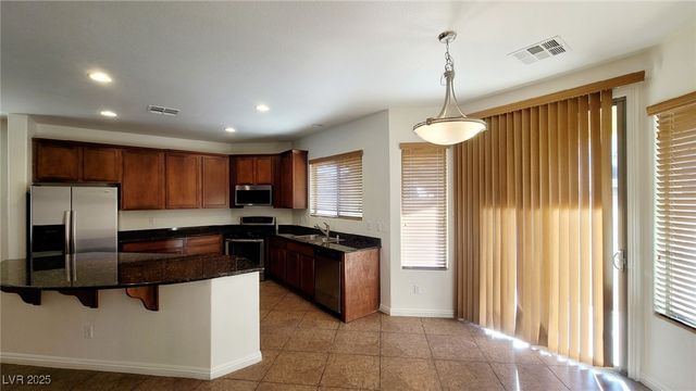 5913 Altissimo Street, North Las Vegas, NV 89081