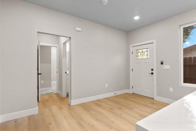 8922 Park trail drive, Elk Grove, CA 95624