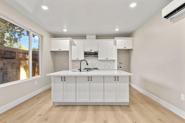 8922 Park trail drive, Elk Grove, CA 95624