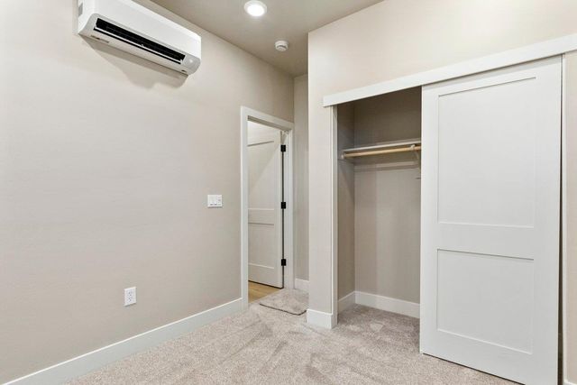 8922 Park trail drive, Elk Grove, CA 95624