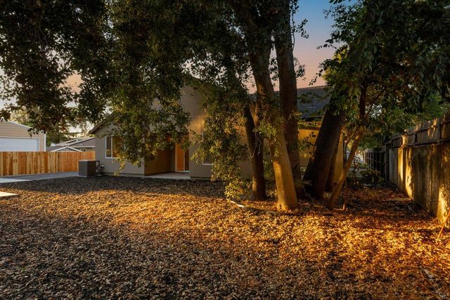 8922 Park trail drive, Elk Grove, CA 95624