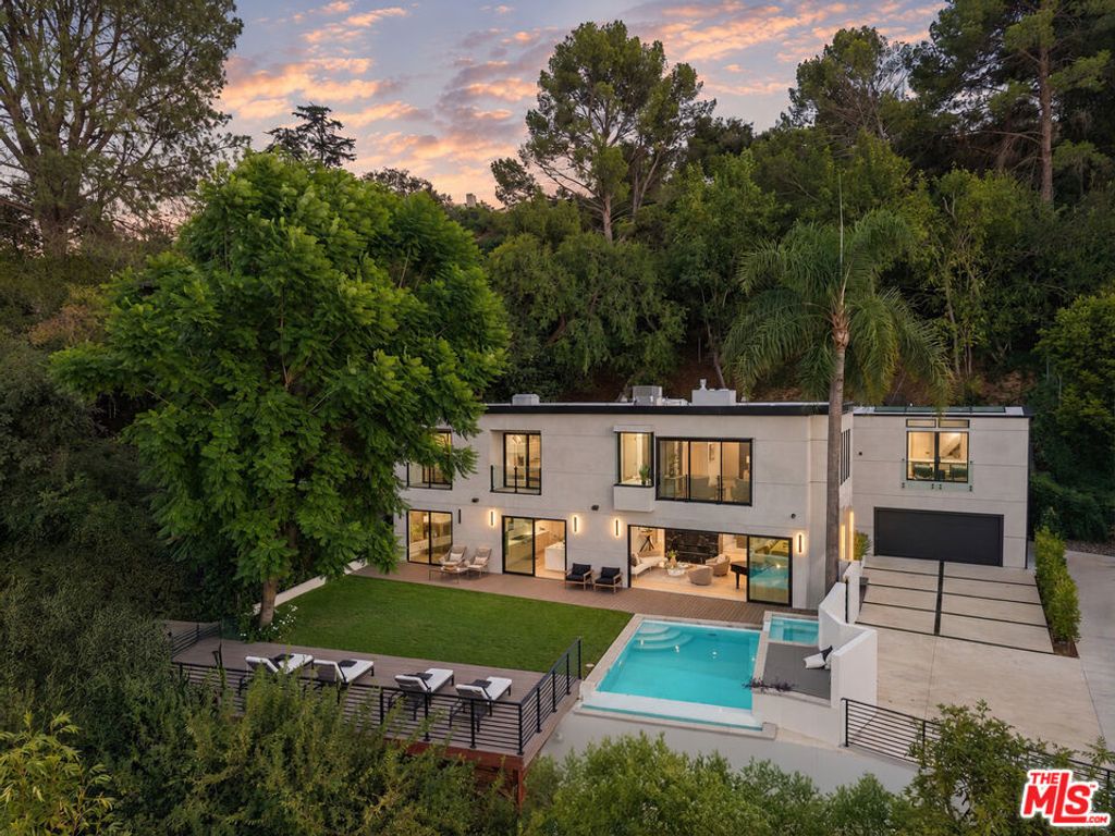 3208 Oakley Drive, Los Angeles, CA 90068 — photo 3