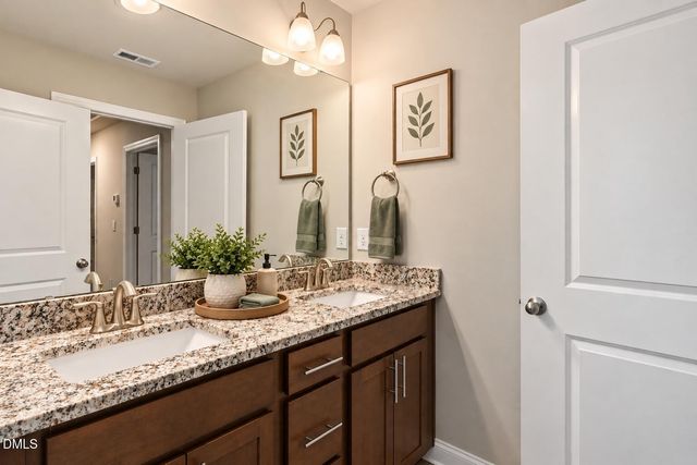 440 Flat Riv Run, Hillsborough, NC 27278