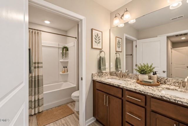 440 Flat Riv Run, Hillsborough, NC 27278