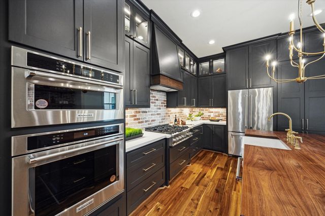 1514 31st Street, Galveston, TX 77550