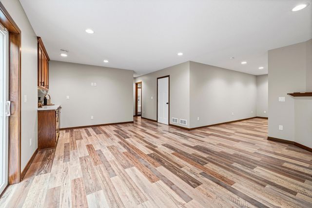 13807 Martin Street NW, Andover, MN 55304