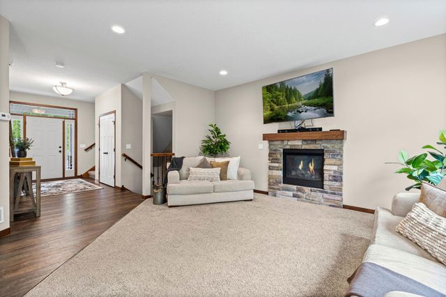 13807 Martin Street NW, Andover, MN 55304