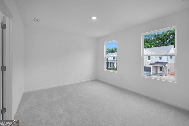 1753 Fawlocke Run, Loganville, GA 30052