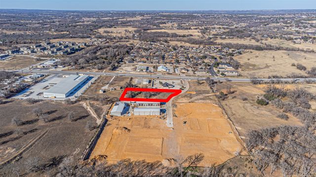 6 E Pointe Drive, Weatherford, TX 76086