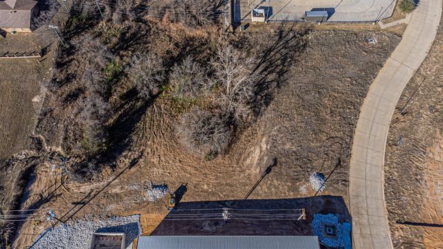 6 E Pointe Drive, Weatherford, TX 76086