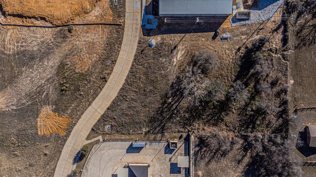 6 E Pointe Drive, Weatherford, TX 76086