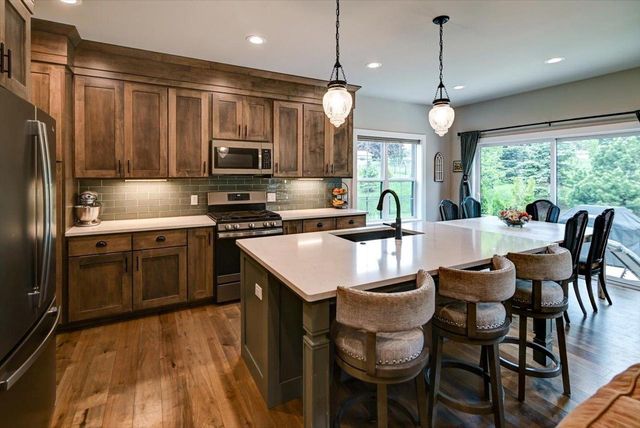 2511 Dublin Way, Waunakee, WI 53597