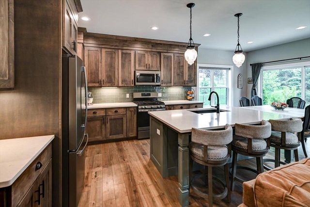 2511 Dublin Way, Waunakee, WI 53597