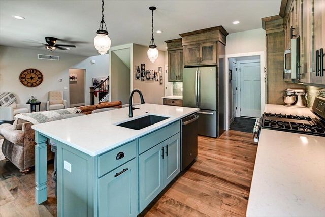 2511 Dublin Way, Waunakee, WI 53597