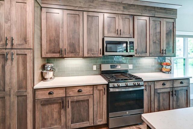 2511 Dublin Way, Waunakee, WI 53597