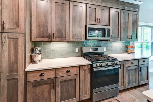 2511 Dublin Way, Waunakee, WI 53597