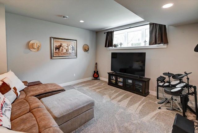 2511 Dublin Way, Waunakee, WI 53597