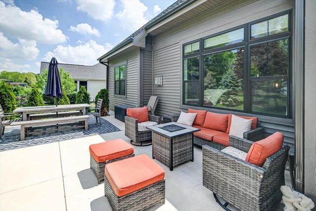 2511 Dublin Way, Waunakee, WI 53597