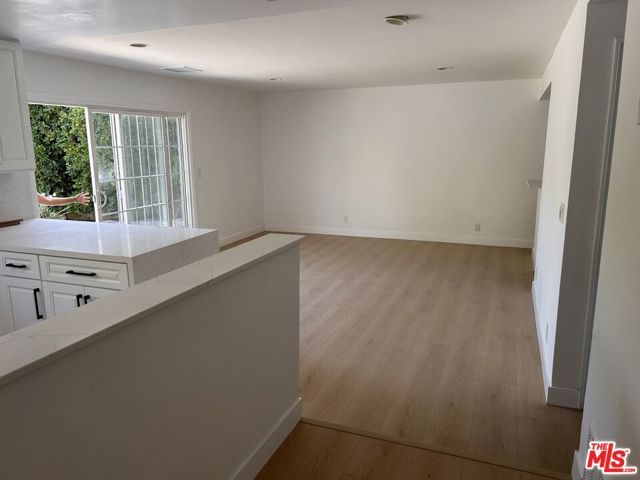 11960 Modjeska Place, Los Angeles, CA 90066