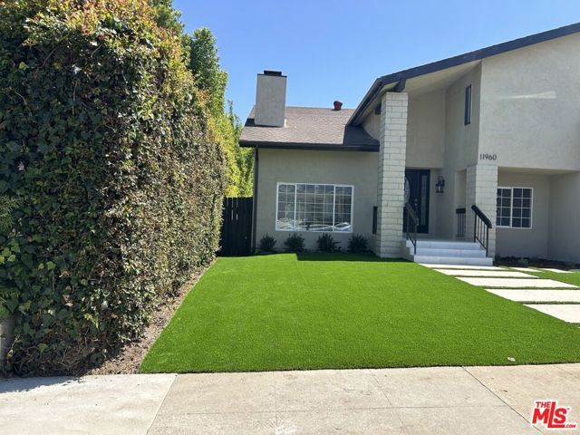 11960 Modjeska Place, Los Angeles, CA 90066