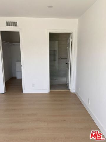 11960 Modjeska Place, Los Angeles, CA 90066