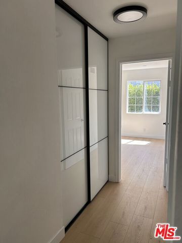 11960 Modjeska Place, Los Angeles, CA 90066