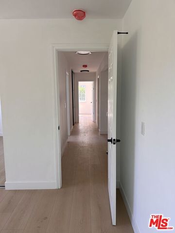 11960 Modjeska Place, Los Angeles, CA 90066
