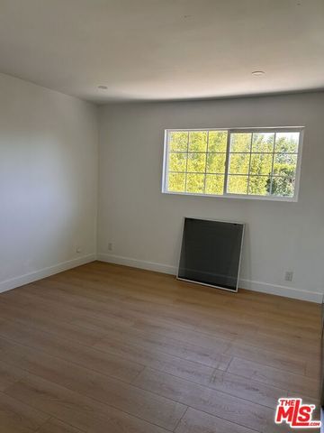11960 Modjeska Place, Los Angeles, CA 90066