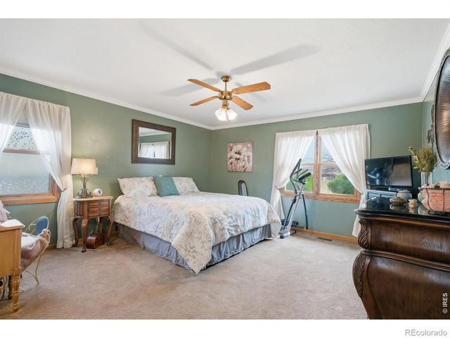 2411 52nd Ave Ct, Greeley, CO 80634