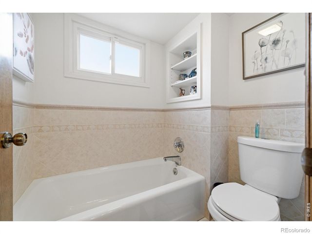 2411 52nd Ave Ct, Greeley, CO 80634