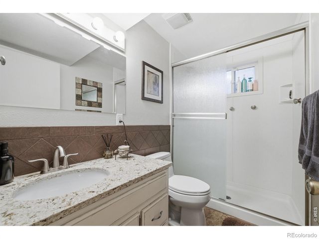 2411 52nd Ave Ct, Greeley, CO 80634