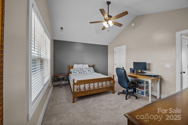 701 3rd Street SE, Conover, NC 28613