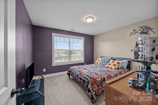 701 3rd Street SE, Conover, NC 28613