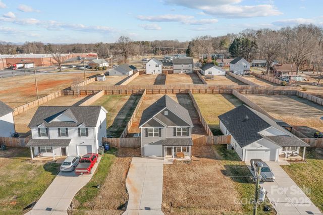 701 3rd Street SE, Conover, NC 28613