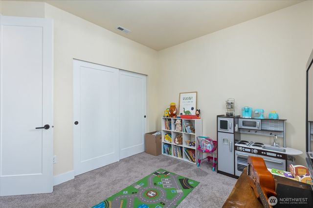 31106 37th Avenue E, Graham, WA 98338