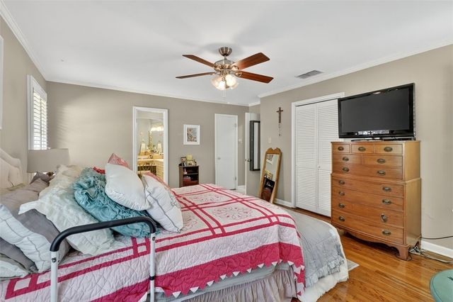 402 Pasadena Pl, Corpus Christi, TX 78411