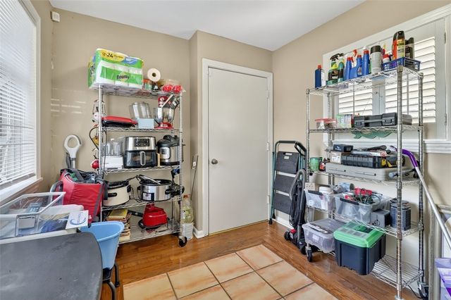 402 Pasadena Pl, Corpus Christi, TX 78411