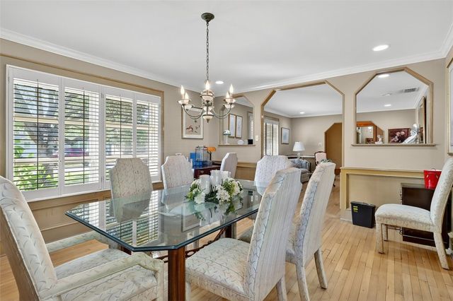 402 Pasadena Pl, Corpus Christi, TX 78411