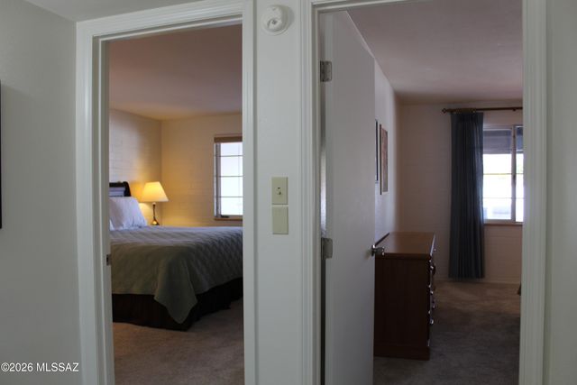 532 W Paseo Solana, Green Valley, AZ 85614