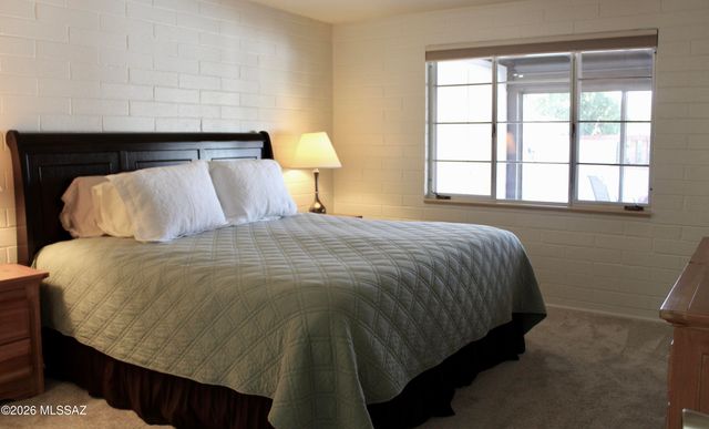 532 W Paseo Solana, Green Valley, AZ 85614